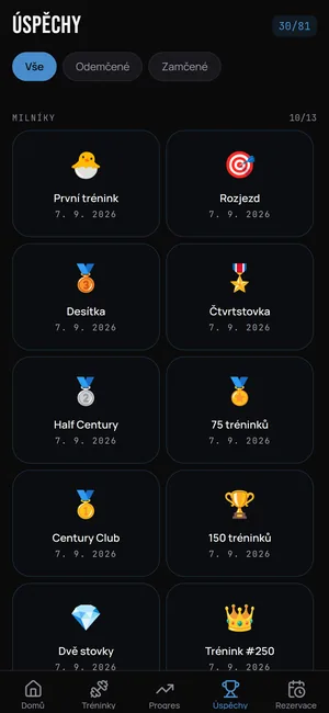 Obrazovka úspěchů s odemčenými odznaky za tréninky a rekordy